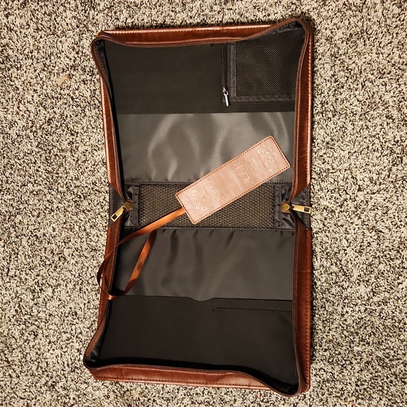 Finpac Vegan Leather Bible case β Beautiful β Vegan Leather bookmark,incl. β NEW - Picture 6 of 16
